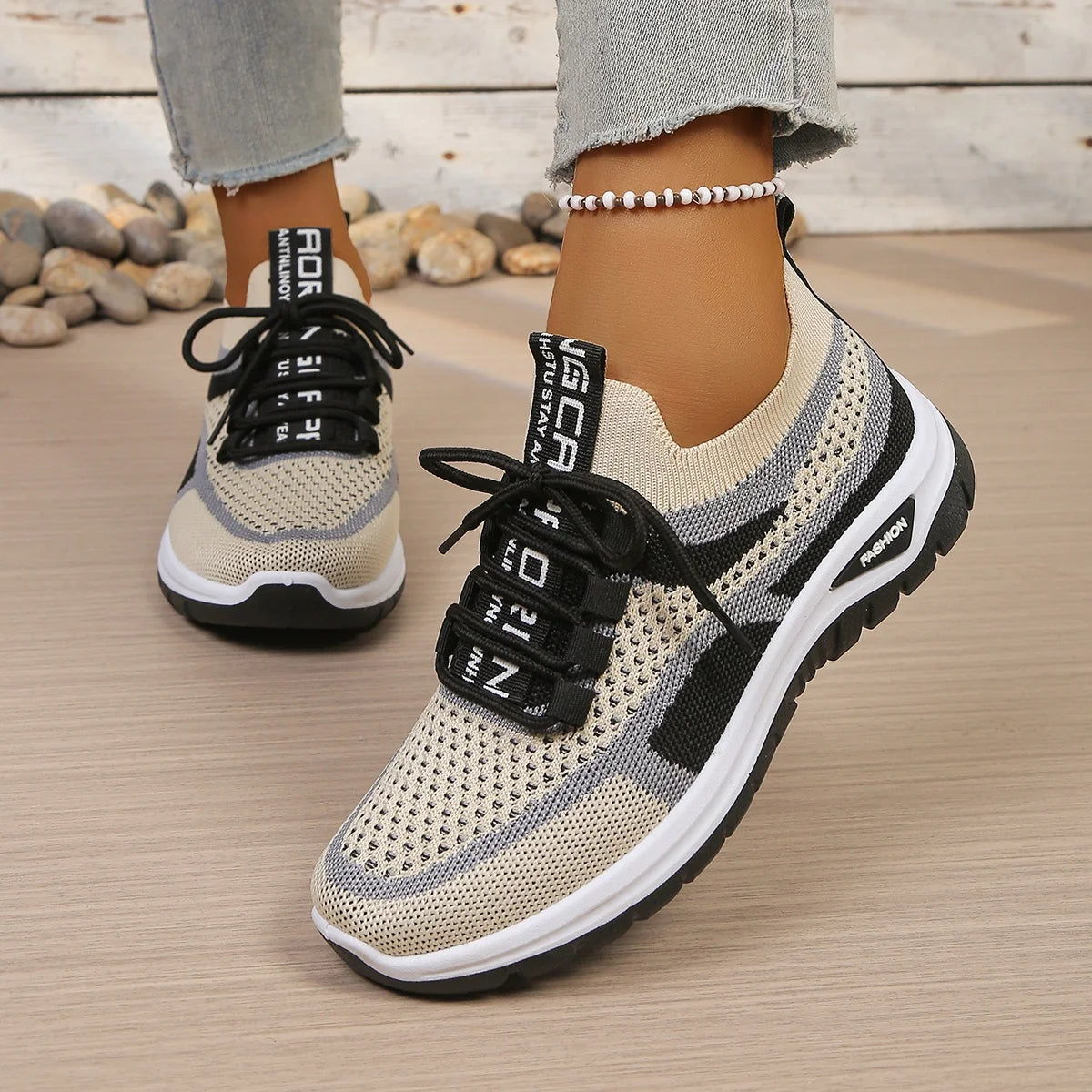 Women's Shoes Autumn 2026 Casual Sneaker New Style Two‑Color Single Shoes Versatile Fashionable Work Shoes Free Shipping