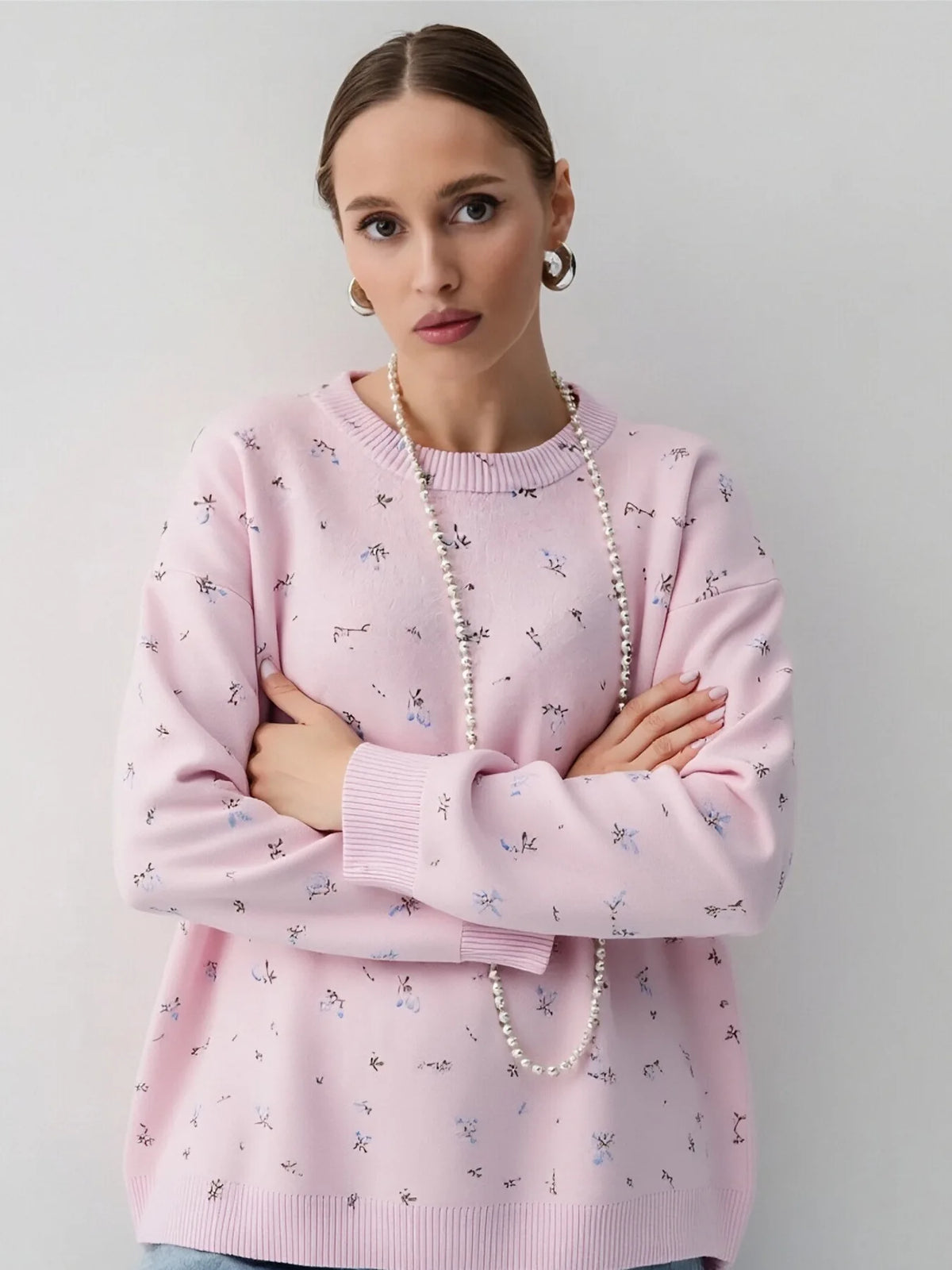 Women's Cream White Floral Print Longline Knit Sweater Crew Neck Relaxed Fit Cardigan with Flowers Fall Winter Boho Chic