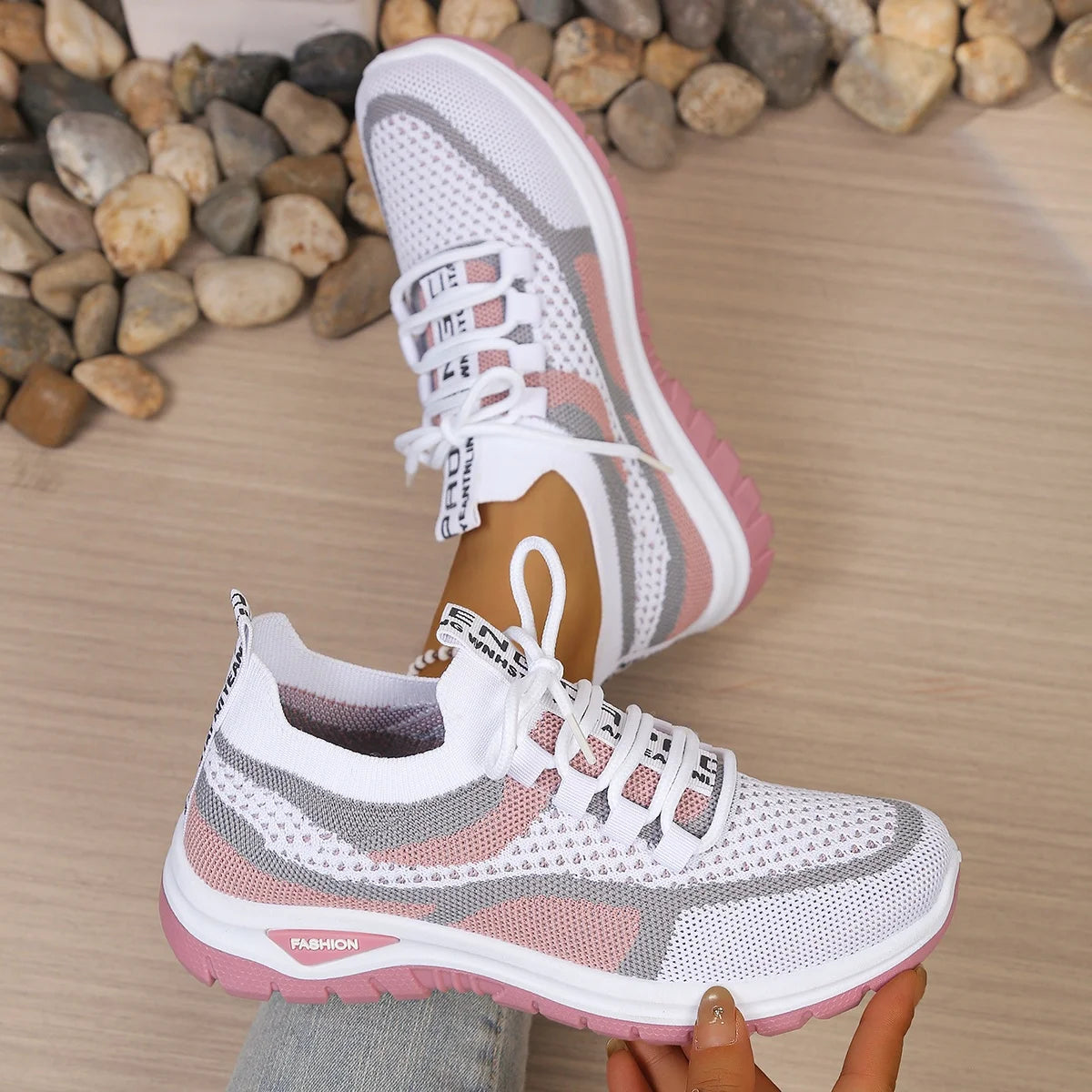 Women's Shoes Autumn 2026 Casual Sneaker New Style Two‑Color Single Shoes Versatile Fashionable Work Shoes Free Shipping