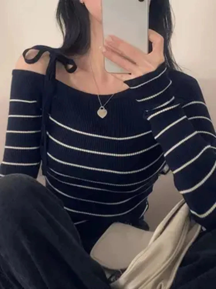 New Women's Elegant Off-Shoulder Sweater T-Shirt Black White Striped with Adjustable Lace-Up Fall Winter Casual Chic Top