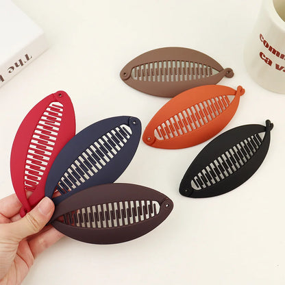 Matte Fish Shape Hair Claw Clips Ponytail Holder Hair Jewelry Twist Banana Barrettes Hairpins Hair Accessories For Women Clamp