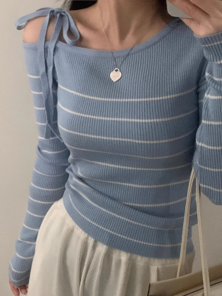 New Women's Elegant Off-Shoulder Sweater T-Shirt Black White Striped with Adjustable Lace-Up Fall Winter Casual Chic Top