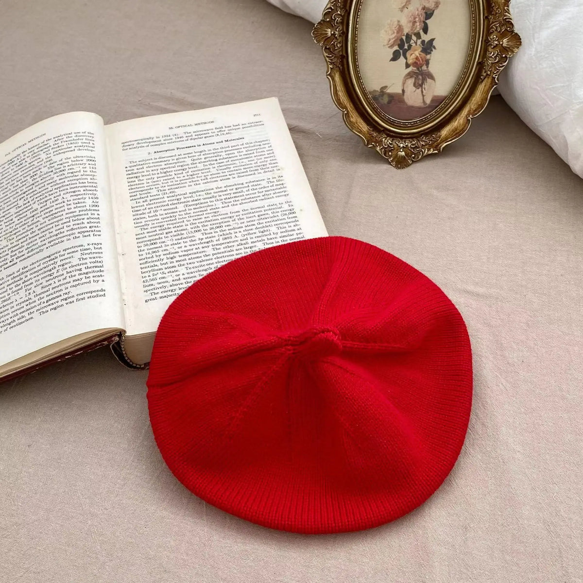 Flower Baby Beret Hat Winter Warm Knitted Beanie Cap for Infant Girls Korean Toddler Princess Artist Solid Color Painter Caps