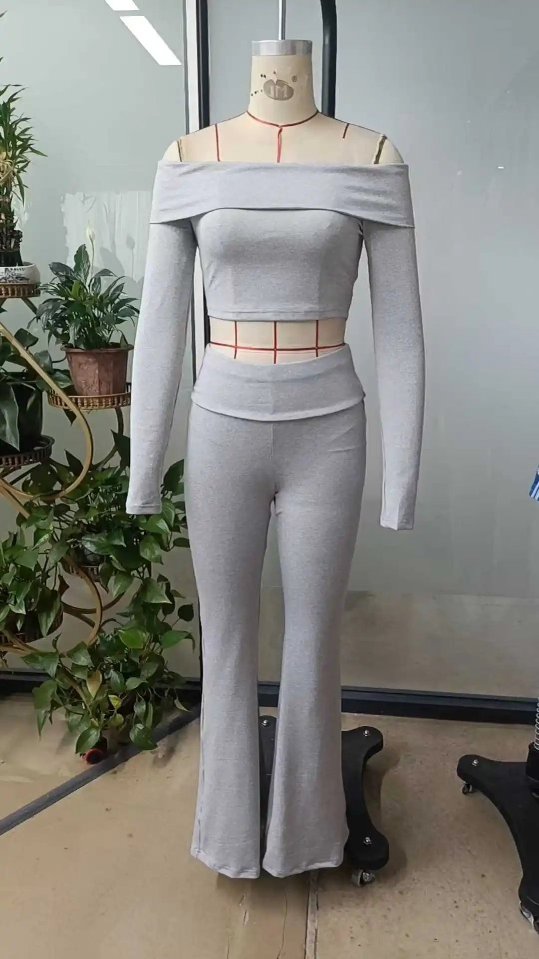 Casual Workout Two Piece Sets Woman Outfits Crop Long Sleeves Tops Foldover Flare Pants Tracksuit Suit Summer and Fall
